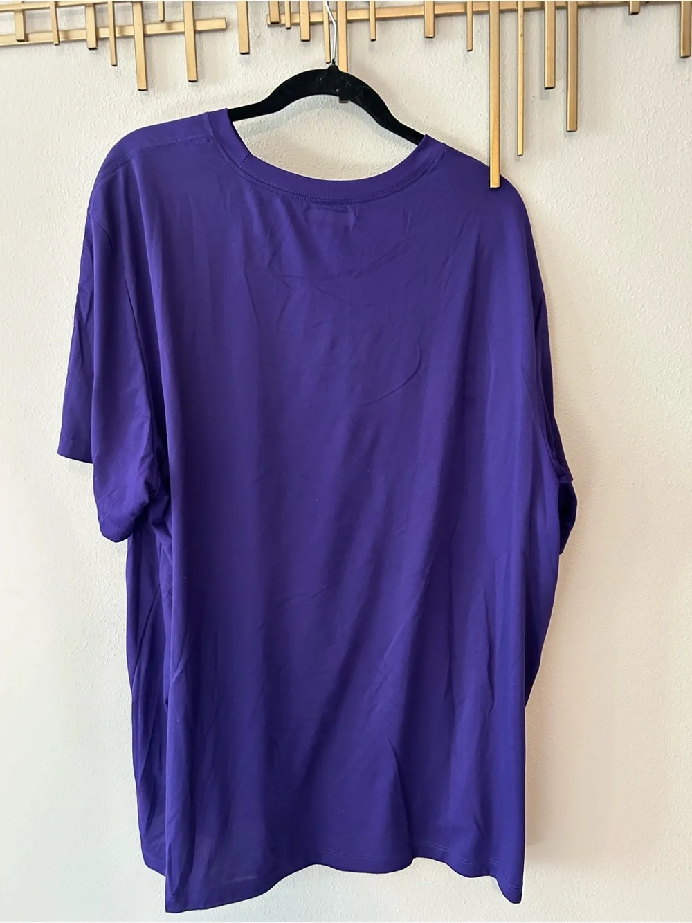 Nike tee logo